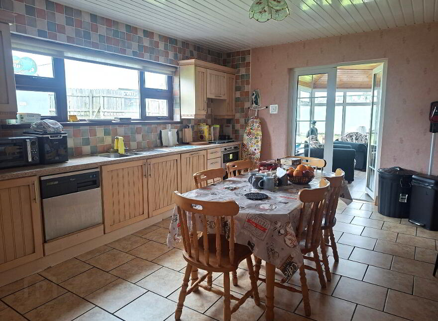 O'Gormans, Hollow, East End, Bundoran, F94E397