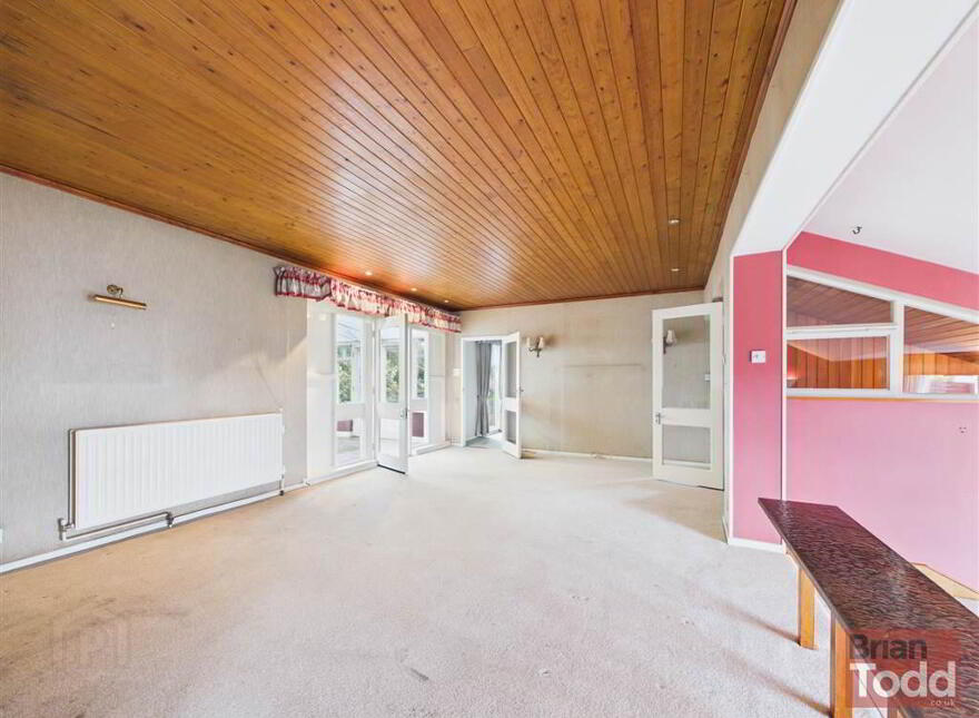 Whin Road, Ballygally, Larne, BT40 2QJ