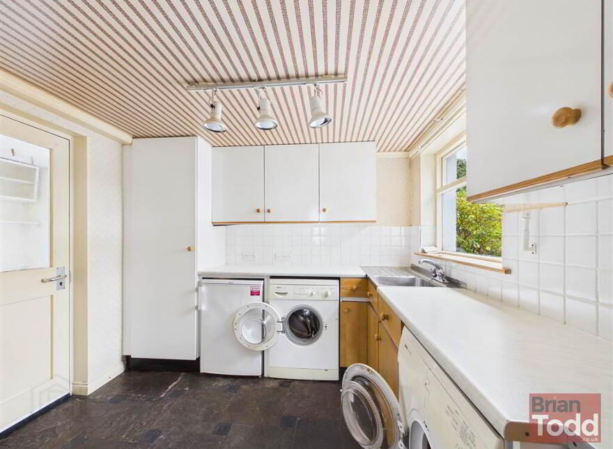 Whin Road, Ballygally, Larne, BT40 2QJ