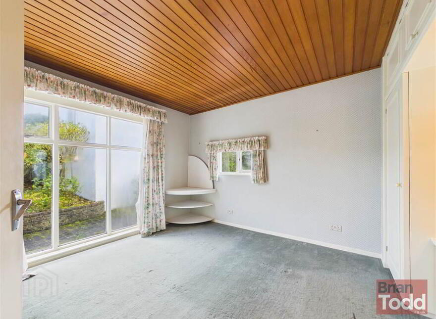 Whin Road, Ballygally, Larne, BT40 2QJ