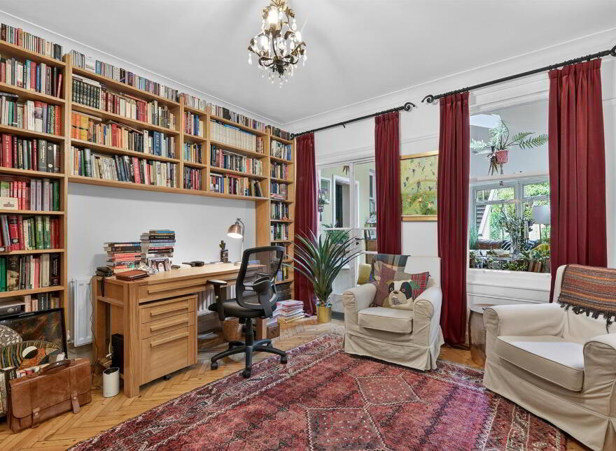 11 Sans Souci Park, Belfast, BT9 5QZ