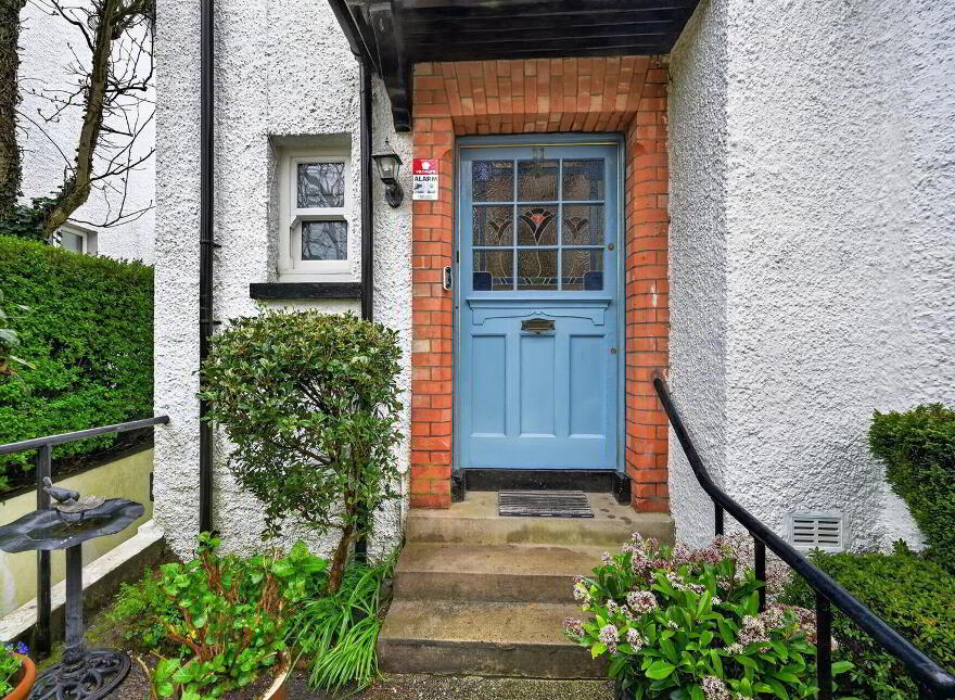 11 Sans Souci Park, Belfast, BT9 5QZ