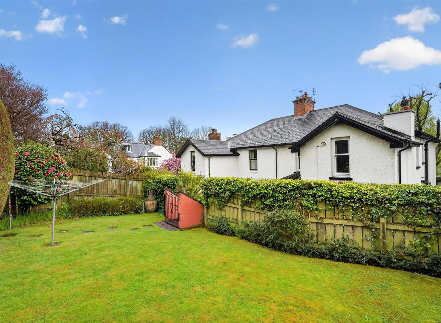 11 Sans Souci Park, Belfast, BT9 5QZ