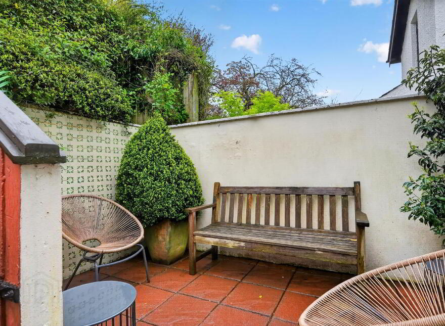 11 Sans Souci Park, Belfast, BT9 5QZ
