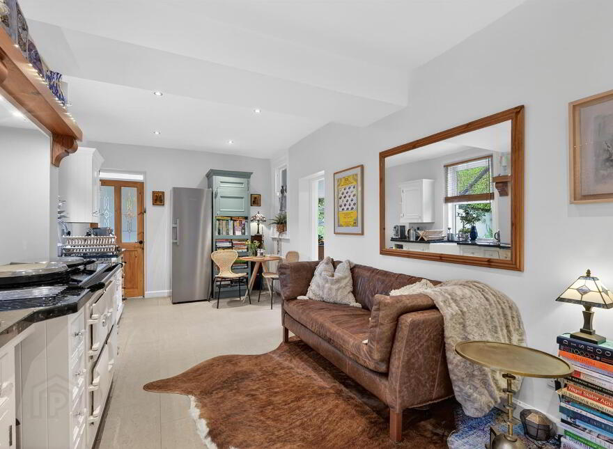 11 Sans Souci Park, Belfast, BT9 5QZ