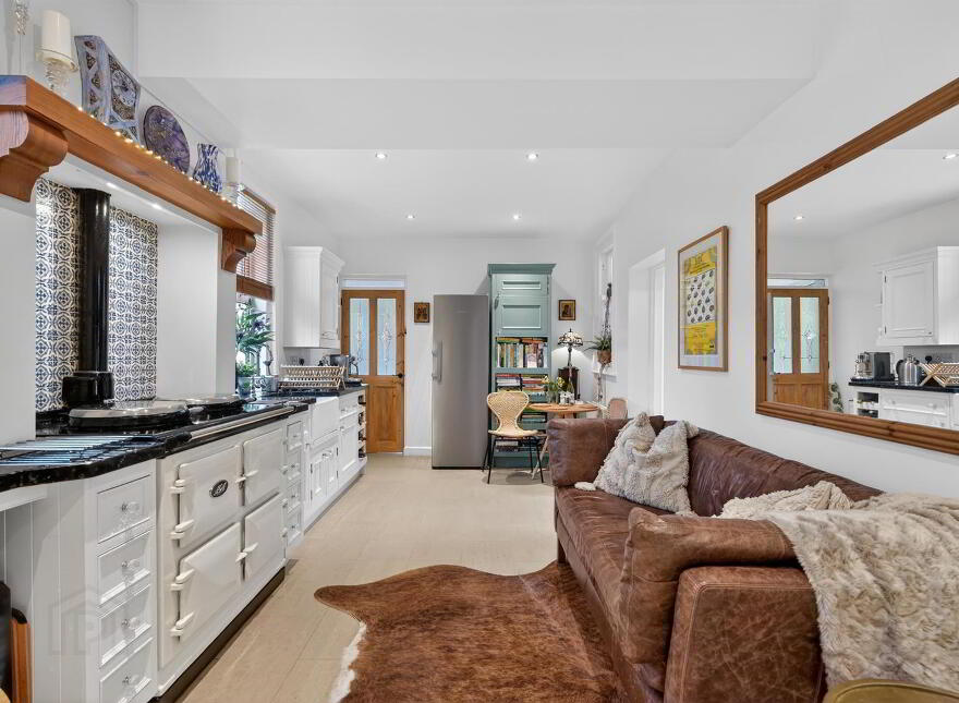 11 Sans Souci Park, Belfast, BT9 5QZ