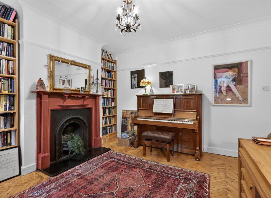 11 Sans Souci Park, Belfast, BT9 5QZ