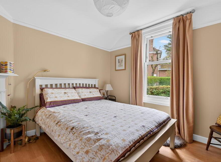 11 Sans Souci Park, Belfast, BT9 5QZ