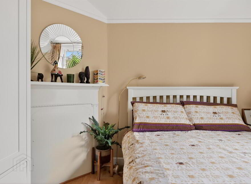 11 Sans Souci Park, Belfast, BT9 5QZ