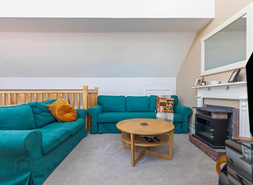 Apt 14, Church Court, Church Road, Holywood, BT18 9FP