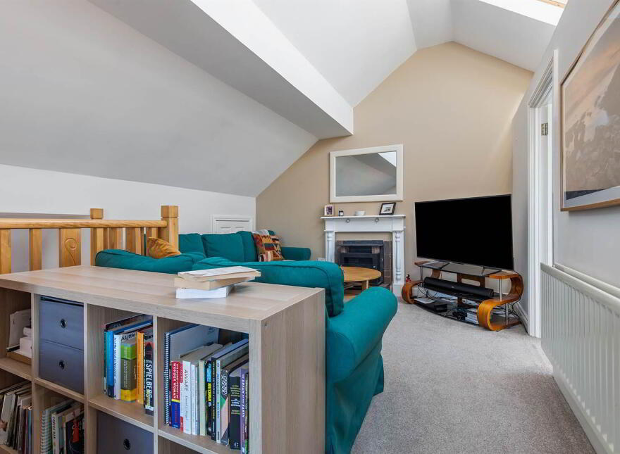 Apt 14, Church Court, Church Road, Holywood, BT18 9FP