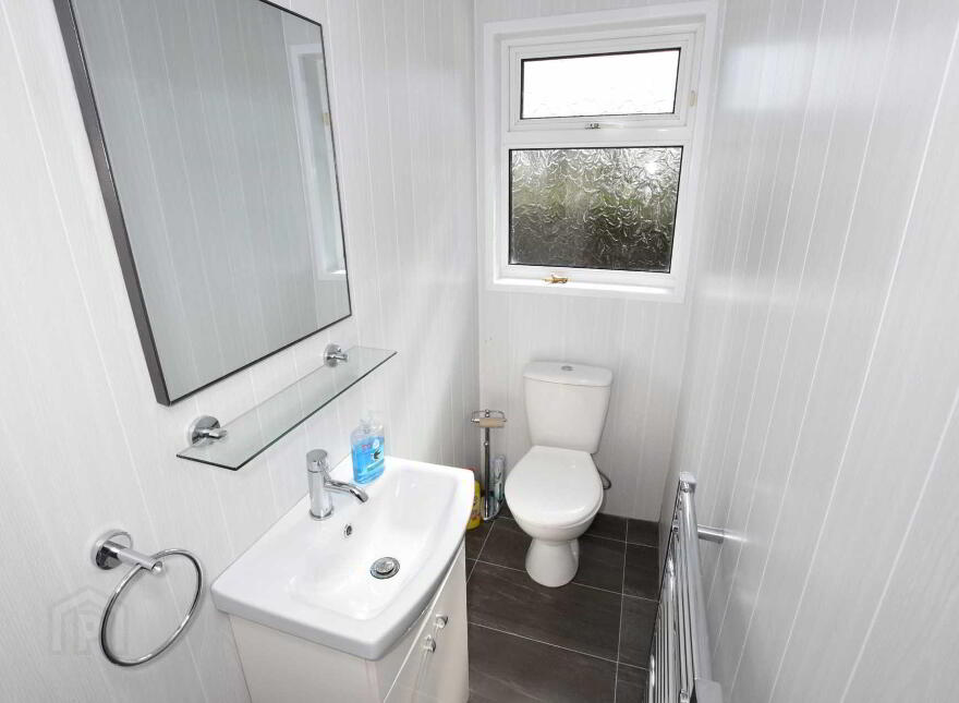 1 Springvale Road, Ballywalter, Newtownards, BT22 2PE