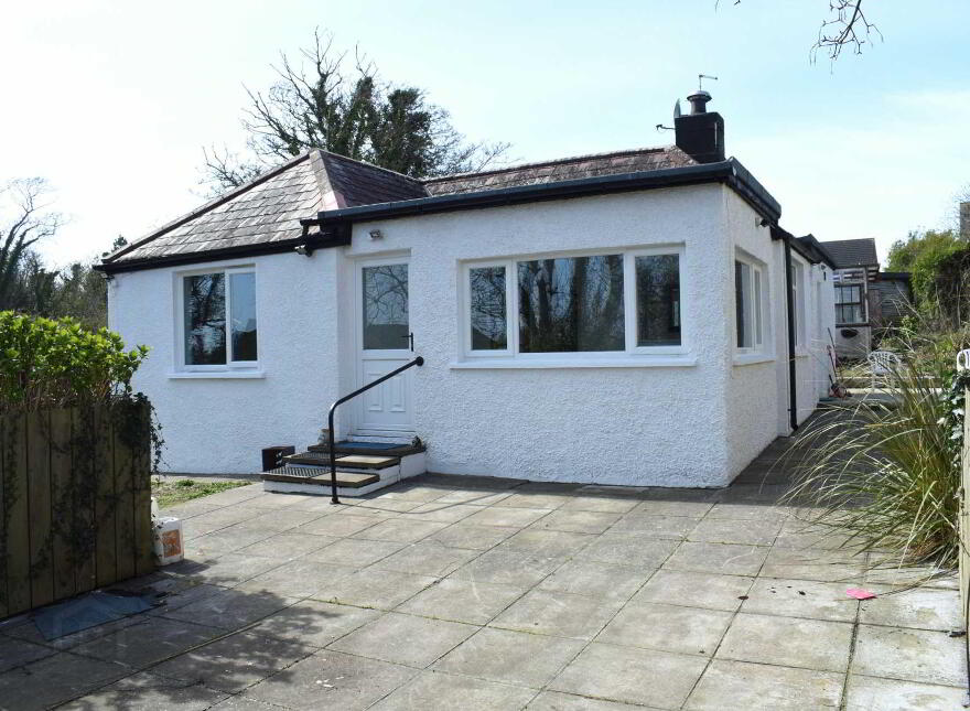 1 Springvale Road, Ballywalter, Newtownards, BT22 2PE