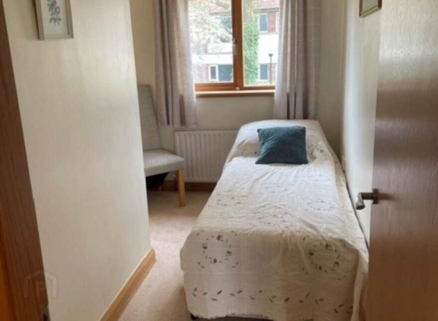 4 Worcester Lane, Bangor, BT19 1GU