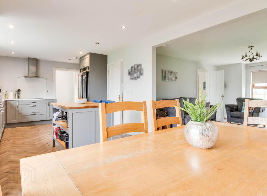 24 The Commons, Bellanaleck, Enniskillen, BT92 2BD