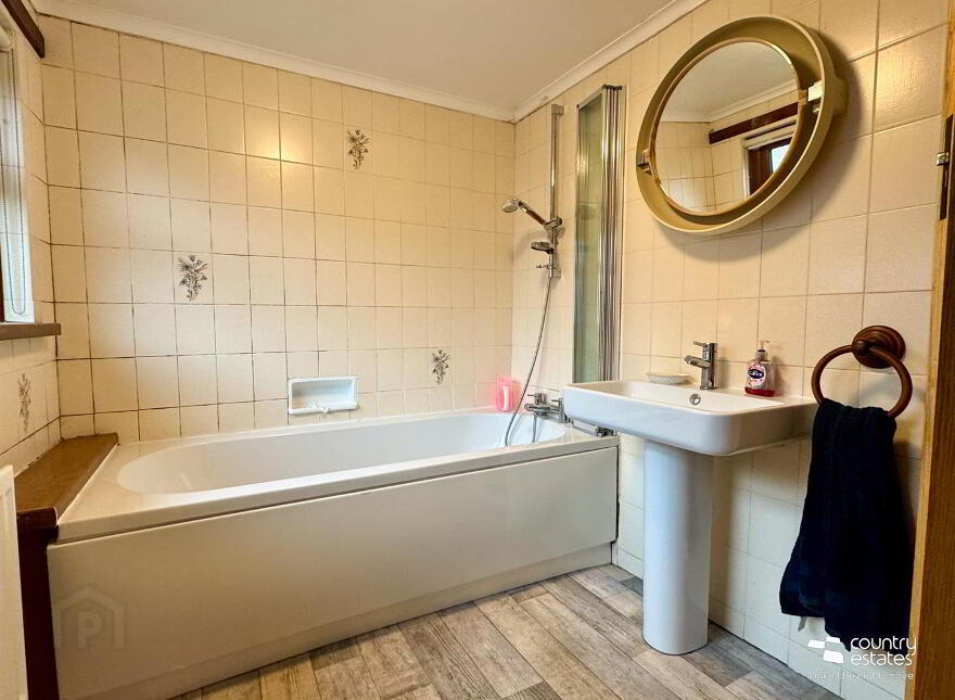 64 Ballygowan Road, Ballyclare, BT39 9UR