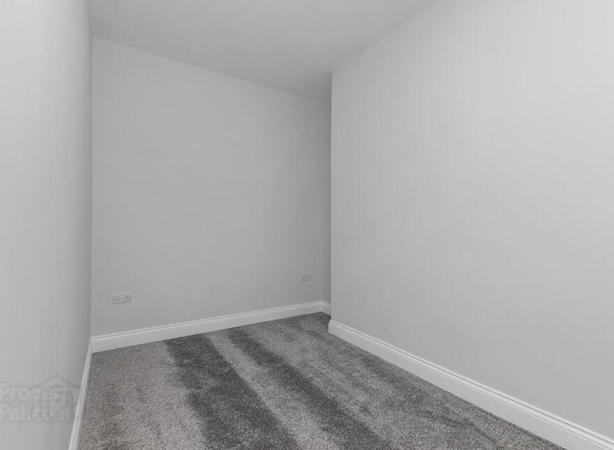 Apt 1, 47 University Street, Belfast, BT7 1FY