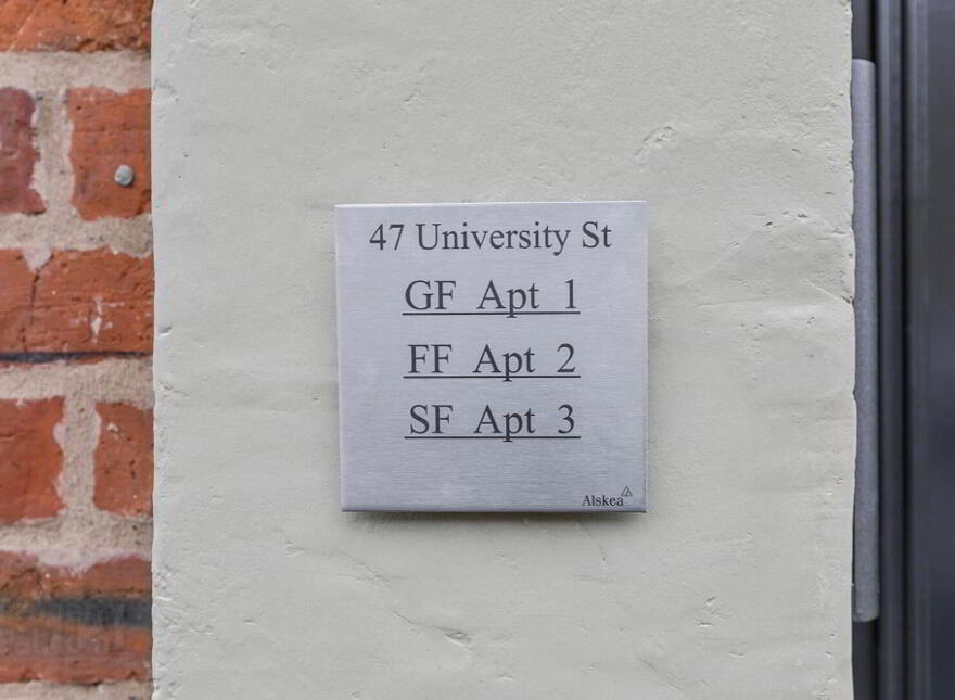 Apt 1, 47 University Street, Belfast, BT7 1FY
