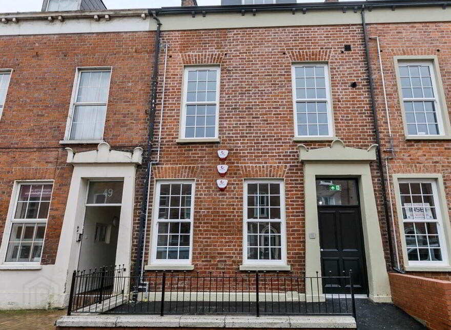 Apt 1, 47 University Street, Belfast, BT7 1FY