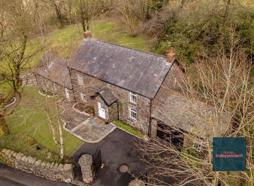 170 Ballymena Road, Carnlough, BT44 0LD