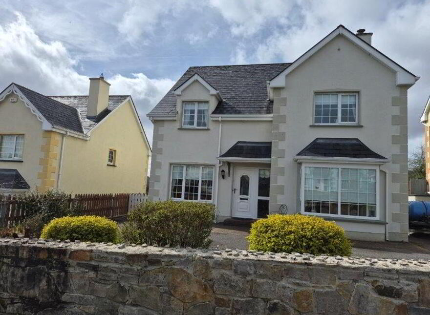 11 Rockview Drive, Manorhamilton, F91E0F6