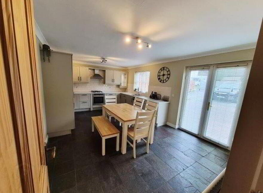 4 Millbank Glen, Dromahair, F91R8C0