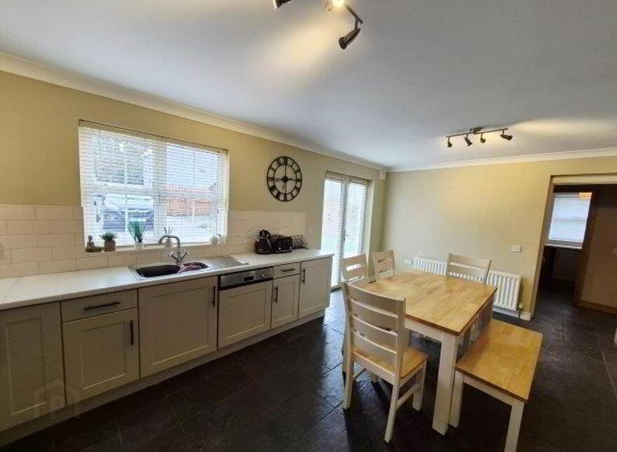 4 Millbank Glen, Dromahair, F91R8C0