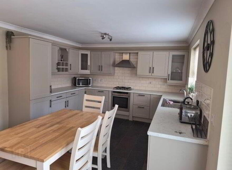 4 Millbank Glen, Dromahair, F91R8C0