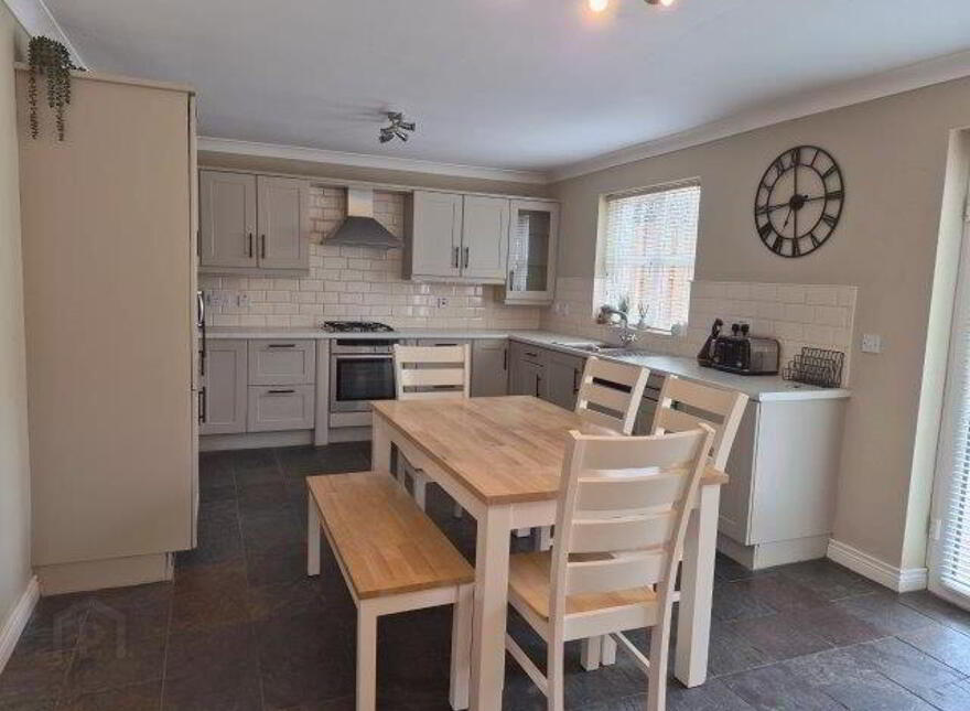 4 Millbank Glen, Dromahair, F91R8C0