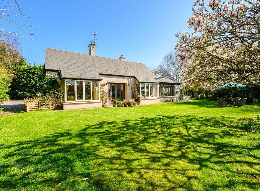 Birchfield House, Fernhill Road, Carrigaline, P43FY83