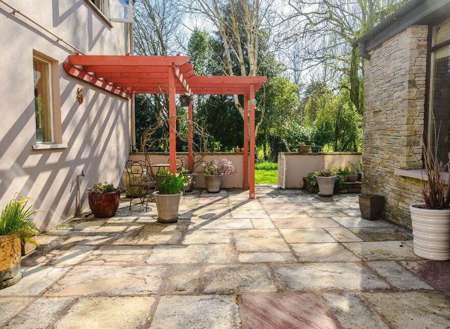 Birchfield House, Fernhill Road, Carrigaline, P43FY83