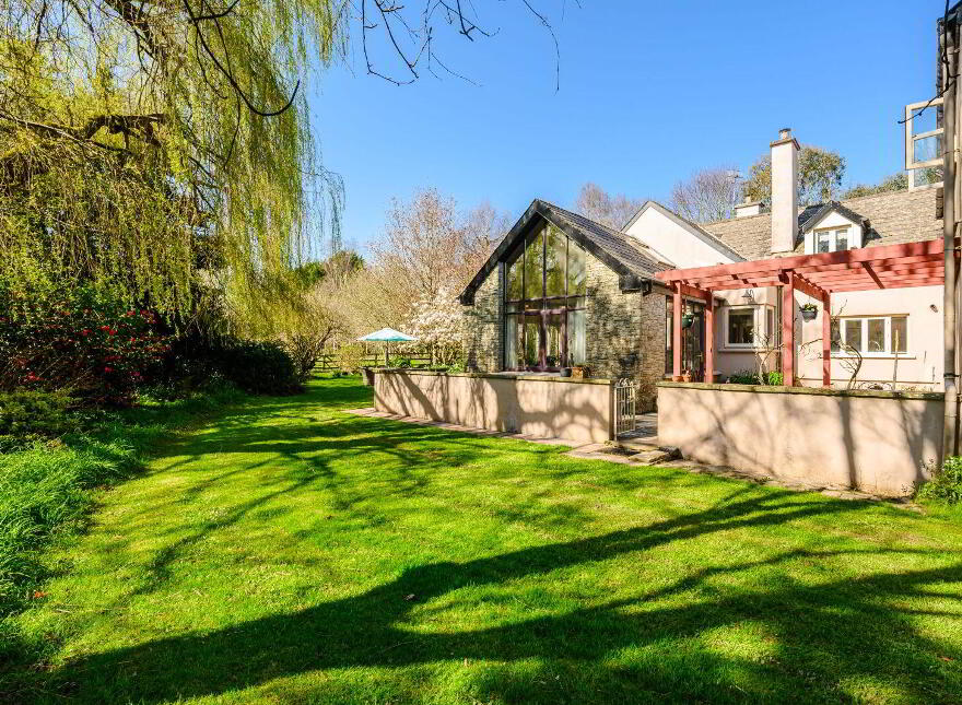 Birchfield House, Fernhill Road, Carrigaline, P43FY83