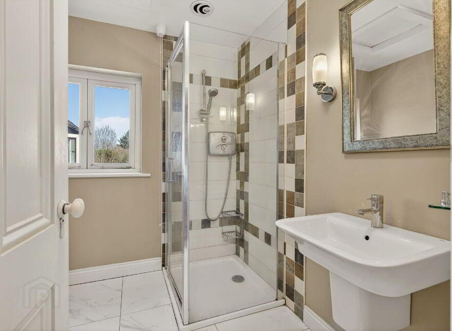 Birchfield House, Fernhill Road, Carrigaline, P43FY83