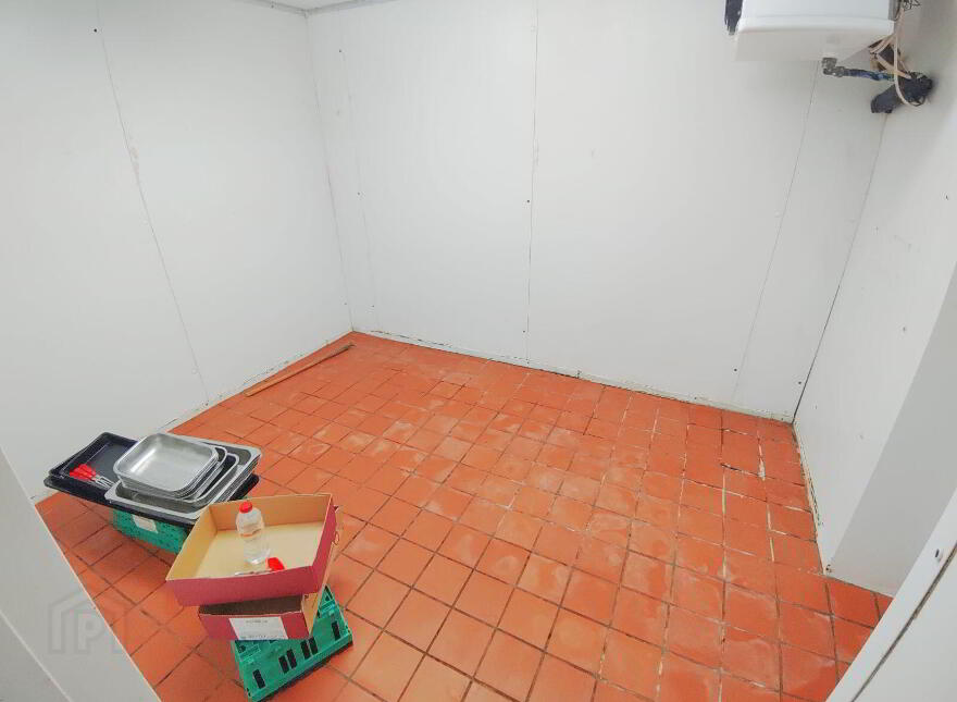 Previously Craughan's Butchers, 33 Hogan Avenue, Kileely, V94W0F8
