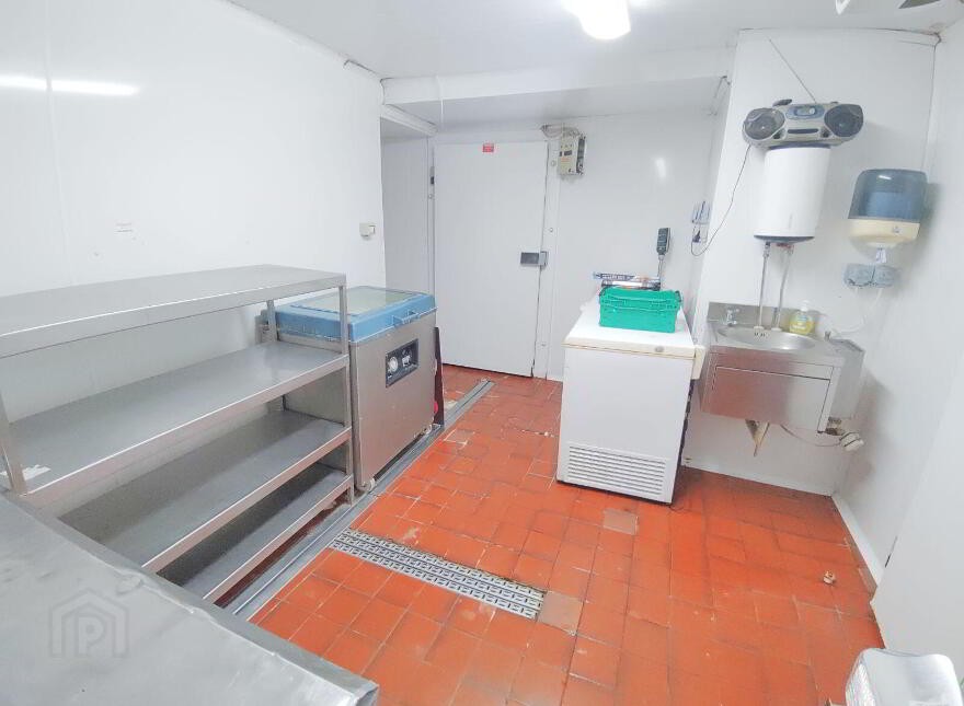Previously Craughan's Butchers, 33 Hogan Avenue, Kileely, V94W0F8