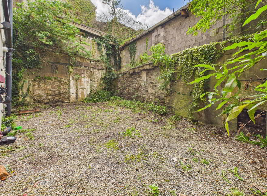 4 Apartments, 6 Henrietta Street, Waterford City Centre, X91P2XE
