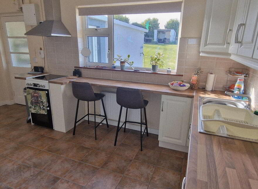 Tullahinell, Ballylongford, V31NV97