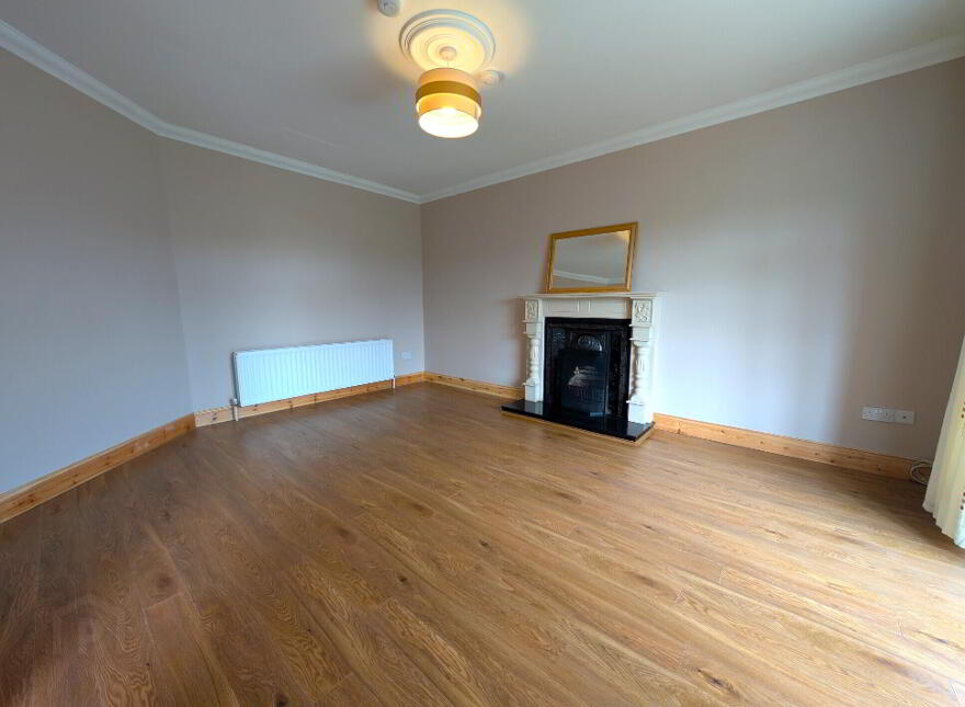25 Sarsfield Manor, Charlestown, F12KV96