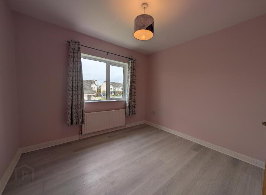 25 Sarsfield Manor, Charlestown, F12KV96