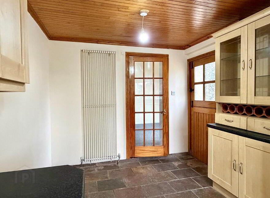 87 Armagh Road, Portadown, BT62 3DN