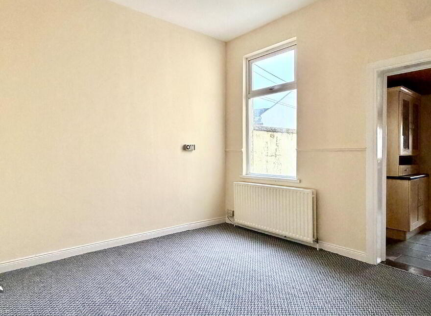 87 Armagh Road, Portadown, BT62 3DN