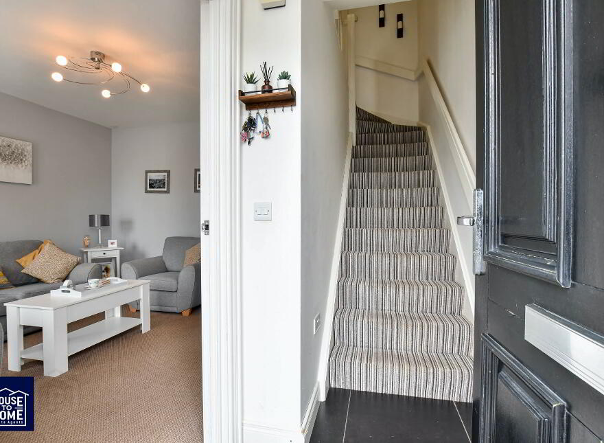 28 Blackrock Drive, Mallusk, Newtownabbey, BT36 4NZ