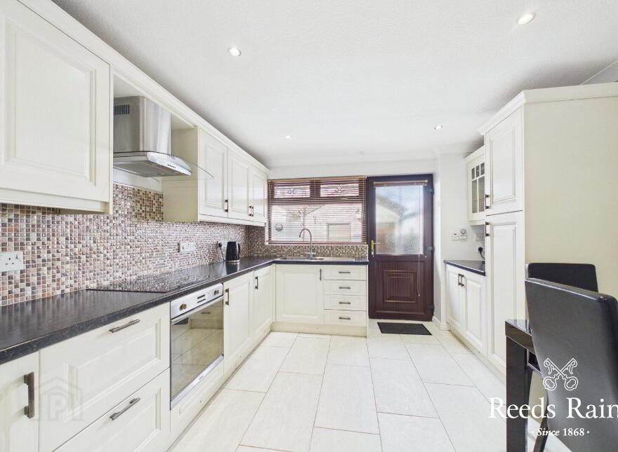 25 Sandymount, Lisburn, BT27 5TJ