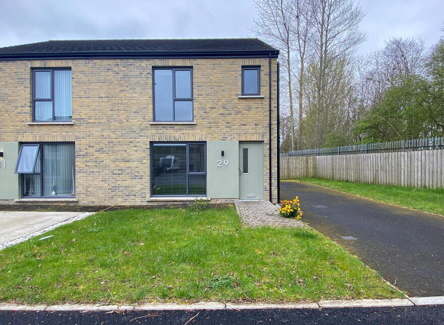 29 Lakeside Gardens, Coleraine, BT52 2FQ