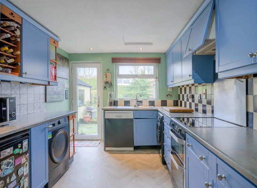 138 Barnetts Road, Belfast, BT5 7BD