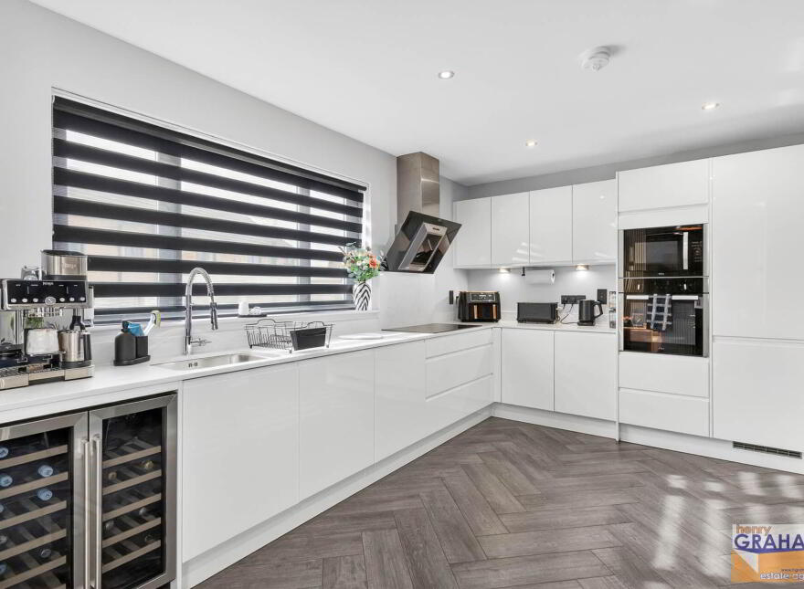 4 Knockbracken Gardens, Carryduff, Belfast, BT8 8FQ