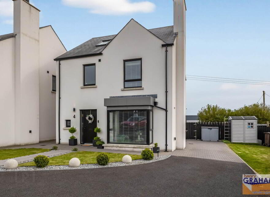 4 Knockbracken Gardens, Carryduff, Belfast, BT8 8FQ