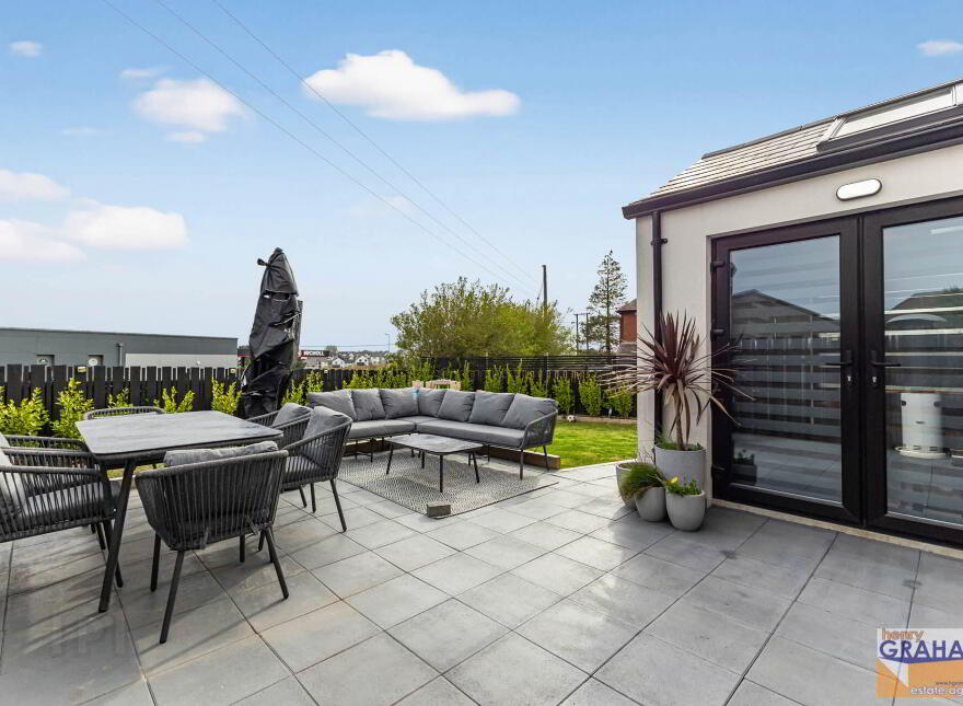 4 Knockbracken Gardens, Carryduff, Belfast, BT8 8FQ