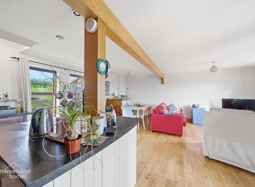 7 Upper Killyglen Road, Larne, BT40 2NA