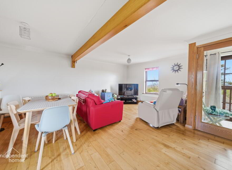 7 Upper Killyglen Road, Larne, BT40 2NA